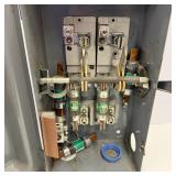 Cutler-Hammer G Control 200 Amp Safety Switch