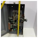 Cutler-Hammer G Control 200 Amp Safety Switch