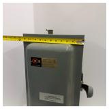 Cutler-Hammer G Control 200 Amp Safety Switch