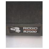 RIDGID R2500 1/4 Sheet Orbital Finish Sander with Case