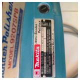 Makita 180mm Sander Polisher Model 9207SPB