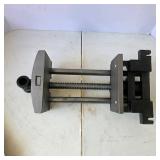 Jorgensen Rapid Acting Woodworker’s Vise with Magnetic Vise Pads