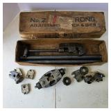 Armstrong No. 2 Adjustable Stock and Dies Pipe Threading Set