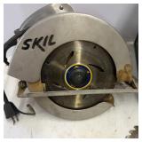 Vintage Skil Home Shop Circular Saw with Metal Carry Case and Accessories