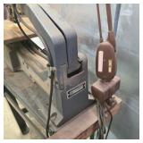 Sears Craftsman Contractor Series 20 Inch Scroll Saw with Stand