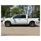 2005 NISSAN TITAN SE *4x4* (NO RESERVE)