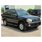 2002 NISSAN PATHFINDER SE *4x4* (NO RESERVE)