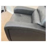 GBR - Electric Leather Recliner Chair Adjustable Head & Foot Rest GBR - Electric Leather Recliner Chair Adjustable Head & Foot Rest