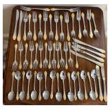 DN - Flatware Set - Cambridge Chantal Gold Accent Service for 16 DN - Flatware Set - Cambridge Chantal Gold Accent Service for 16