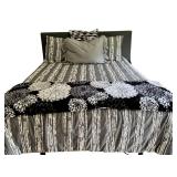 GBR - Queen Bedding Ensemble Comforter, Shams & Throw Blanket GBR - Queen Bedding Ensemble Comforter, Shams & Throw Blanket