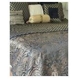 King Bedding Set Black & Gold Damask Comforter With Pillows King Bedding Set Black & Gold Damask Comforter With Pillows