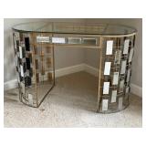 MBR - Vanity Table / Elegant Desk MBR - Vanity Table / Elegant Desk