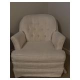 LL - Vintage Upholstered Armchair LL - Vintage Upholstered Armchair