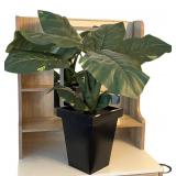 LL - Artificial Philodendron Plant in Black Planter LL - Artificial Philodendron Plant in Black Planter