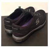 LLBR - Skechers Air-Cooled Memory Foam Size: 8 1/2 LLBR - Skechers Air-Cooled Memory Foam Size: 8 1/2