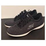LLBR - Skechers Goga Max Shoes Size: 9 LLBR - Skechers Goga Max Shoes Size: 9