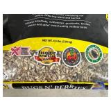 New 4.5 lb Bag of Wild Delight Bugs n' Berries Bird Seed