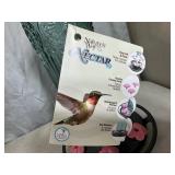 New Nature's Way Nectar Hummingbird Feeder