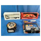 1993 Racing Champions Tide Transporter: Features Ricky Rudd
