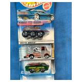 Hot Wheels 5-Car Gift Pack featuring a white promotional blimp.