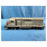 Athearn HO scale Southern Pacific GP-35 locomotive