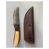 Brand New Damascus Knife with Leather Sheath 8' Overall Length