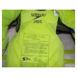 4 Life Jackets 2 Youth and 2 Adult