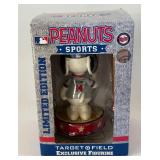 Snoopy Peanuts Targe Field Exclusive Figurine Minnesota Twins Baseball - New in Box