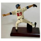 Johan Santana Cy Young Baseball Figure Statue - Minnesota Twins