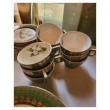 L'triomphe American Limoges Trillium Forest Green Dinnerware Mixed Lot