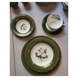 L'triomphe American Limoges Trillium Forest Green Dinnerware Mixed Lot