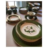 L'triomphe American Limoges Trillium Forest Green Dinnerware Mixed Lot