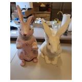 Rabbit figures (Lot of 2)