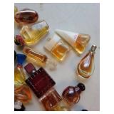 Mixed Lot: Assorted Mini Perfume Bottles