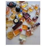 Mixed Lot: Assorted Mini Perfume Bottles