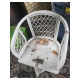 White Wicker Glass Top Patio Dining Set (5-Piece)