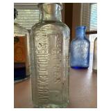 Antique Glass Bottle Group Mrs Stewart Phillips Pinkham 4 Pc