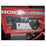 Honda EM3000C Cycloconverter 3000 Watt Portable Gas Generator
