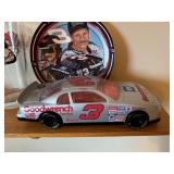Dale Earnhardt NASCAR Collectibles Plate Pint Glass & #3 Car Bank