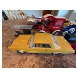 Assorted Diecast Model Cars & Trucks Lot 1:18 1:24 Advertising Classic