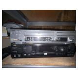 TEAC PL-D10DV VCR DVD Home Theater System & JVC XV-501 DVD Player