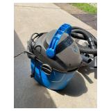 Vacmaster 2.5 Gallon Wet Dry Vacuum with Hose & Attachments