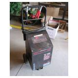 Schumacher Elite SE40225 Wheeled 6V/12V Battery Charger Starter