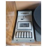 Soundesign Stereo Console Cabinet Turntable 8-Track Cassette Audio Set