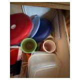 Assorted Plastic Food Storage Containers & Lids Kitchen Lot
