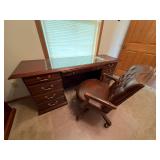 Traditional Mahogany-Finish Executive Desk & Tufted Leather Office Chair Set