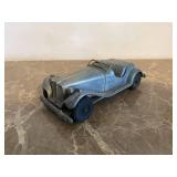 Hubley Kiddie Toy No. 485 Cast Metal Convertible Roadster Car