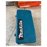 Makita 9501B 100mm Disc Grinder with Metal Case & Accessories