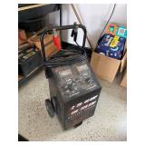 Schumacher 6/12 Volt Battery Charger Tester 225 Amp Starter