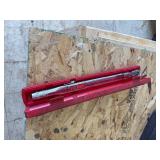 This item is a Snap-on Tools 1/2' drive torque wrench